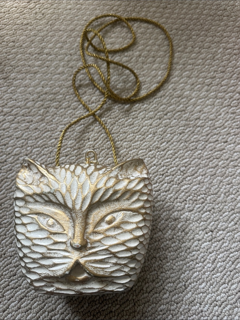 Timmy Woods White and Gold Cat Face Clutch